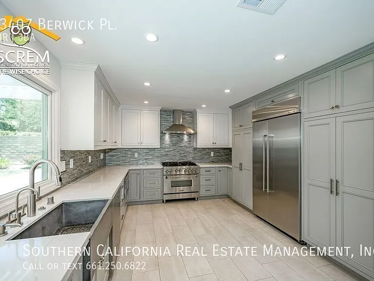 23407 Berwick Pl — Photo 10