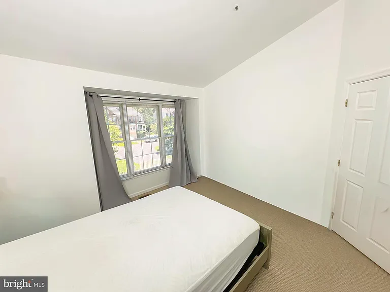 7822 Quill Point Dr — Photo 19