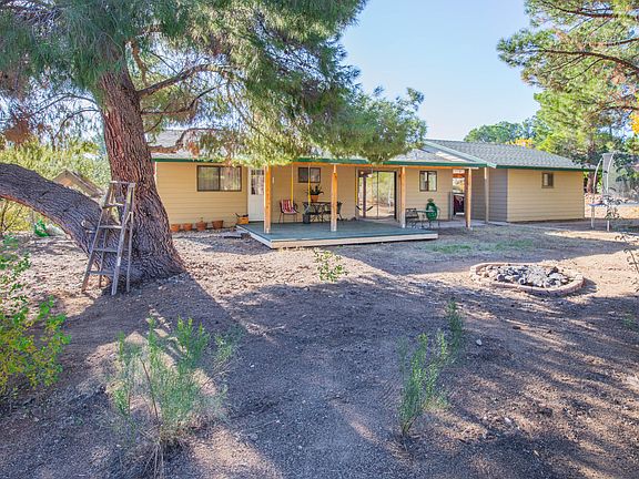 5th image of 684 E Desert Jewel Dr