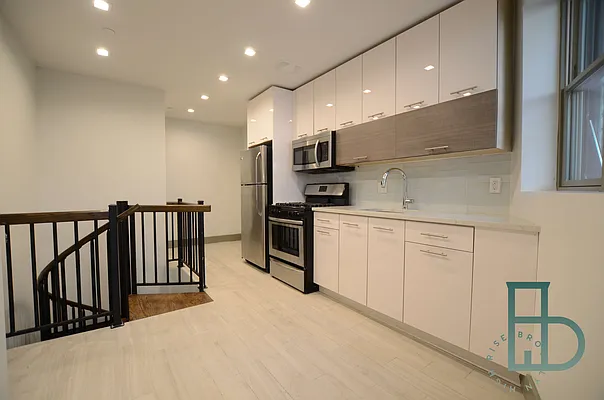 Rented by Brooklyn High Rise LLC | media 1