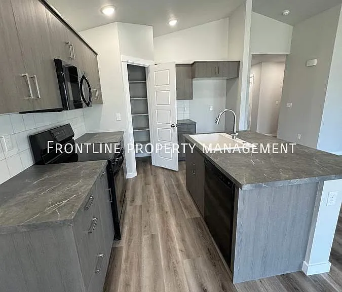 5036 W Apgar St — Photo 12