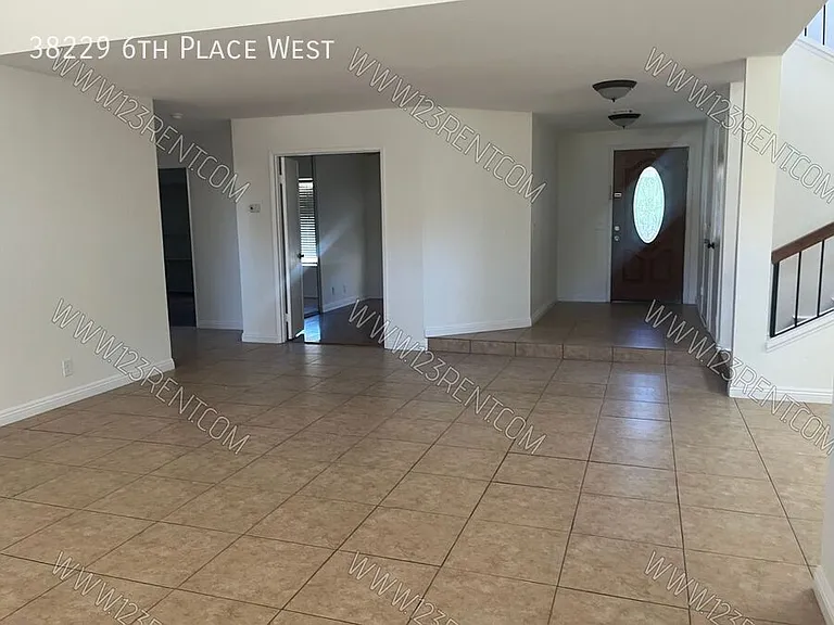 38229 6th Pl W — Photo 3