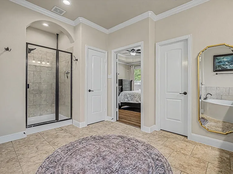102 N Victoriana Cir — Photo 25