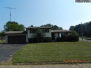 1814 Jolynn St NE, Massillon, OH 44646