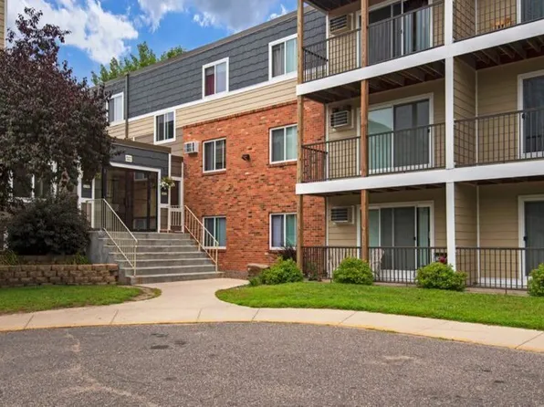 340 2nd Ave S APT 344, Waite Park, MN 56387