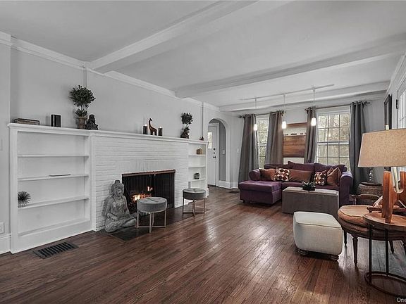 5th image of 66 Quinby Ave