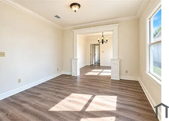 2 bed, $1,350 — Photo 2