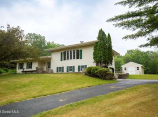 221 Lape Rd, Nassau, NY 12123