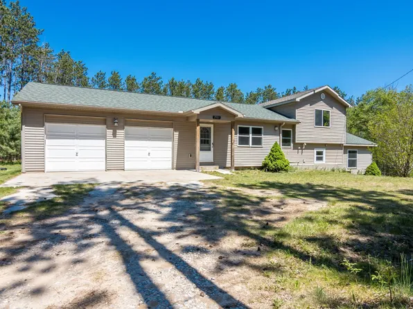 2901 Woodqueen Trl, Kingsley, MI 49649