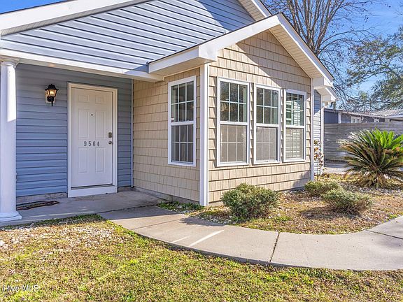 5th image of 9564 Holly Hills Drive NE