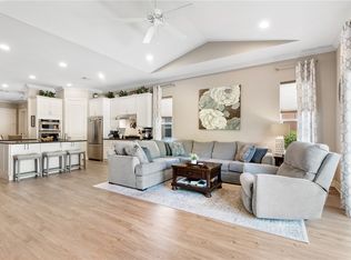 2035 Bridgepointe Cir #121, Vero Beach, FL 32967