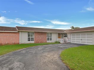 13862 SW 74th Ter, Miami, FL 33183