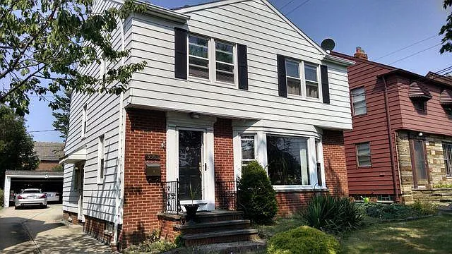 3961 Silsby Rd photo 1