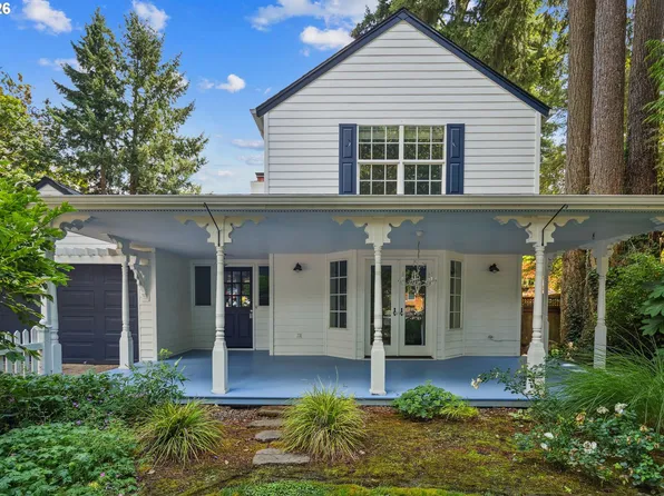 217 5th St, Lake Oswego, OR 97034