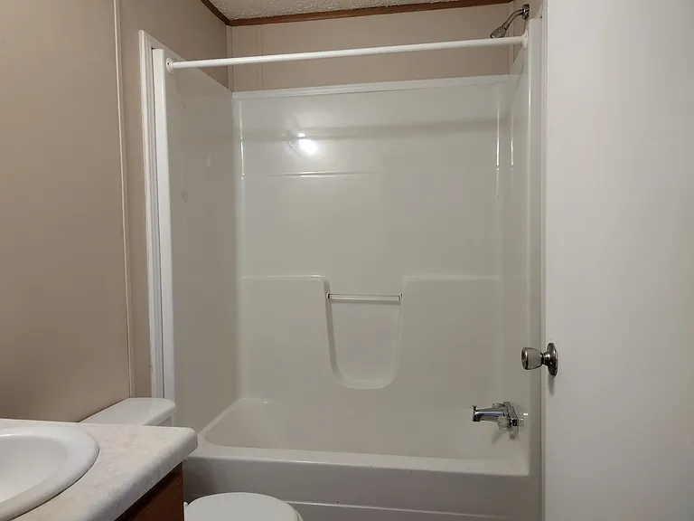129 Pine Blf — Photo 6
