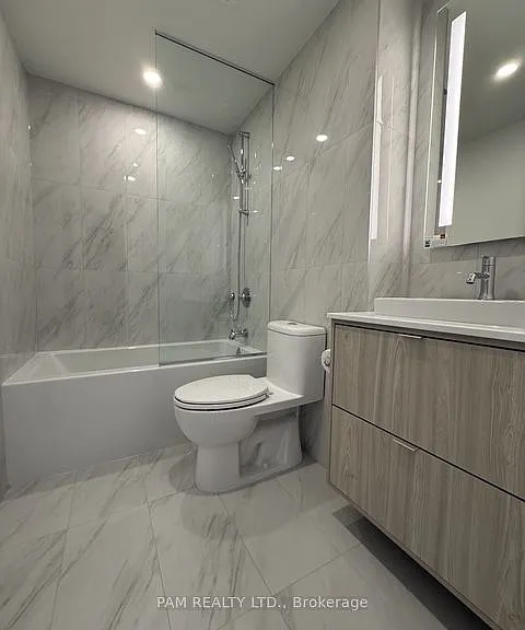 858 Dupont St #739 — Photo 9