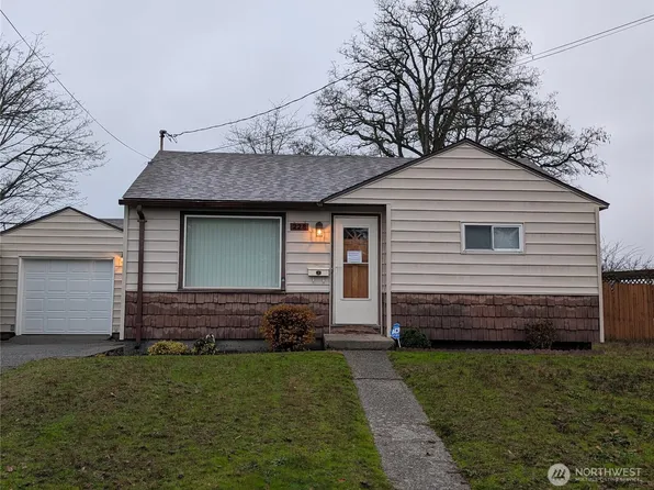 228 SW 138th Street, Burien, WA 98166