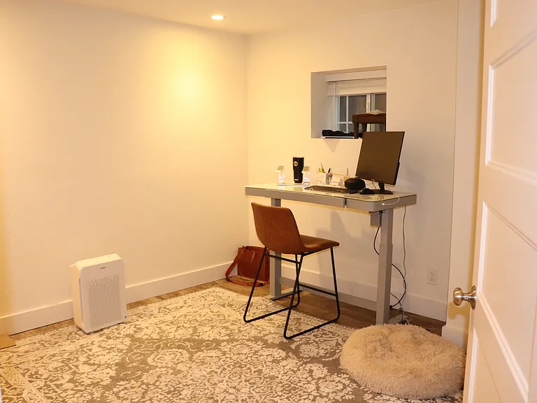 577 N Franklin St #B — Photo 9