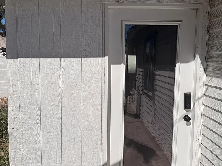 1008 Yucca Ave — Photo 6