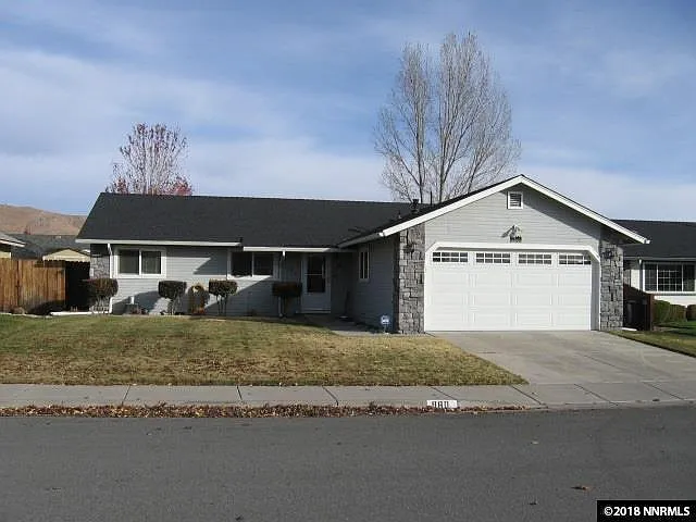 980 Kennedy Dr photo 1