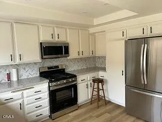 3 bed, 2.5 bath, 1259 sqft, $3,250 — Photo 4