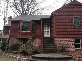 2208 Spider Dr, Henrico, VA 23228