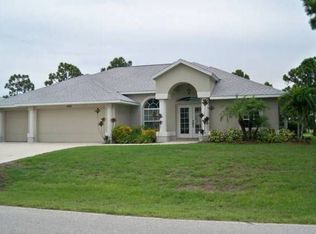 442 Rotonda Cir, Rotonda West, FL 33947