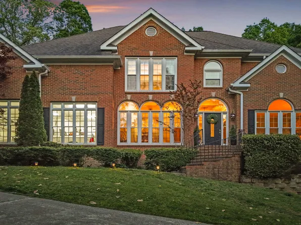 2928 Blue Teal Ln, Signal Mountain, TN 37377
