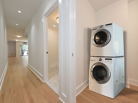 5th image of 261 W 19th St APT 3E