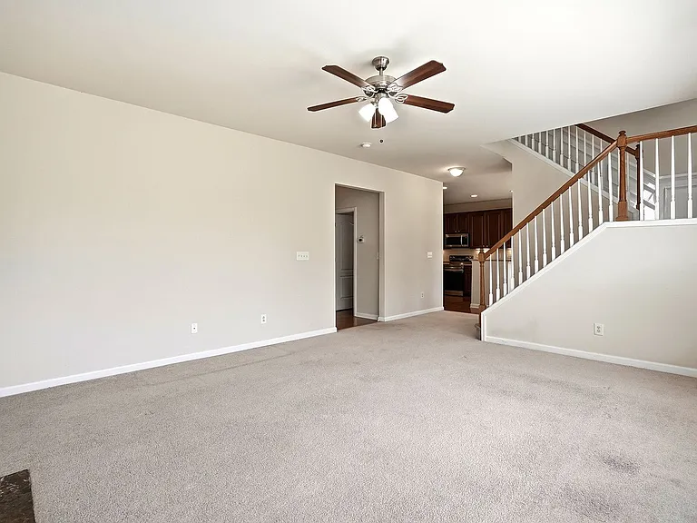 12586 Honeychurch St — Photo 3