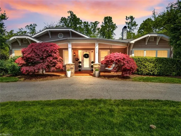 712 W Farriss Ave, High Point, NC 27262