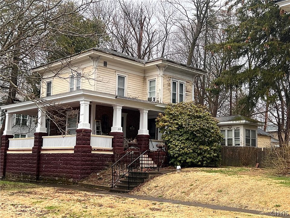 2nd image of 259 W 5th St S