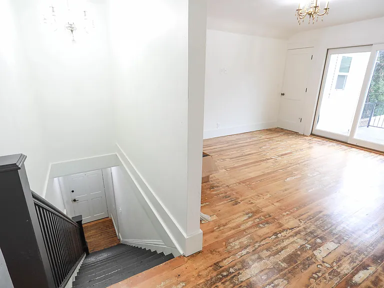 1012 Broadway St #2 — Photo 19