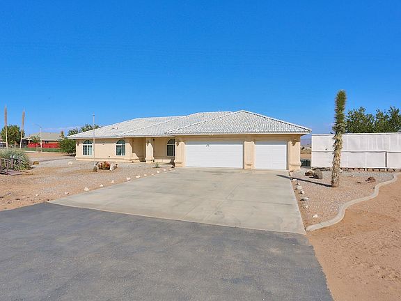 3rd image of 8275 Mesa Ave