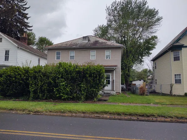 1049 Moxahala Ave, Zanesville, OH 43701