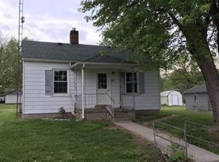 104 N Ralph St, Percy, IL 62272