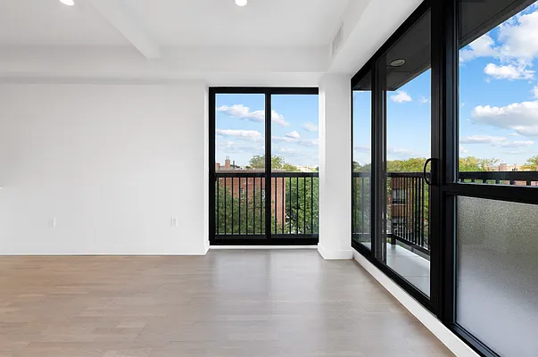 Rented by REAL New York | media 31