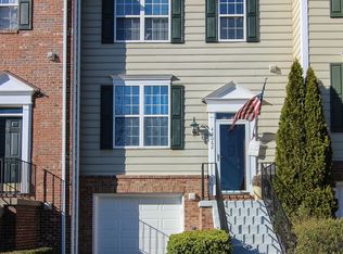43062 Francis Sq, Chantilly, VA 20152