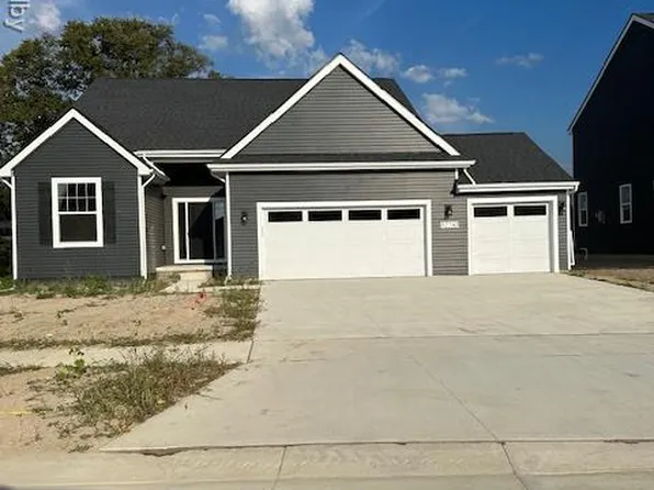 52240 Wellington Valley, Macomb, MI 48042