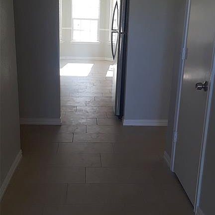 2nd image of 342 W Red Bird Ln