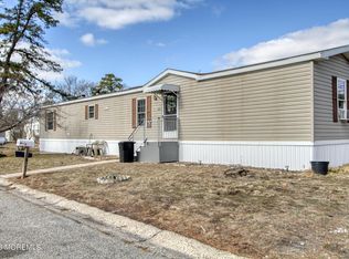 42 Woodchuck Pkwy, Whiting, NJ 08759