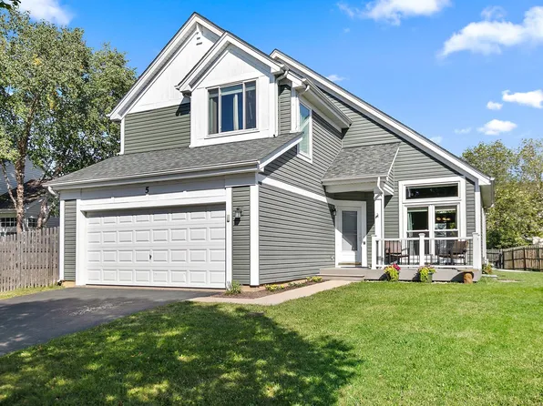 5 Middlefield Ct, Lake In The Hills, IL 60156