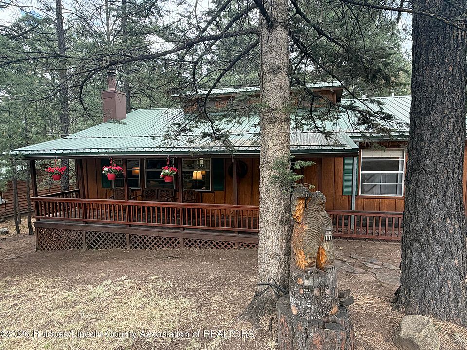 1st image of 302 Sun Valley Rd