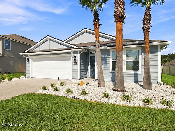 3rd image of 454 NORTHSIDE Drive S