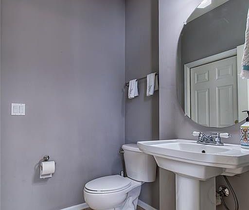 4th image of 9584 Blue Stone Cir