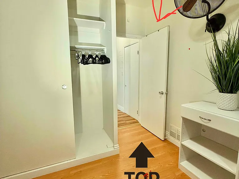 **AND WE MEAN HIGH
Thats a real full sized door!