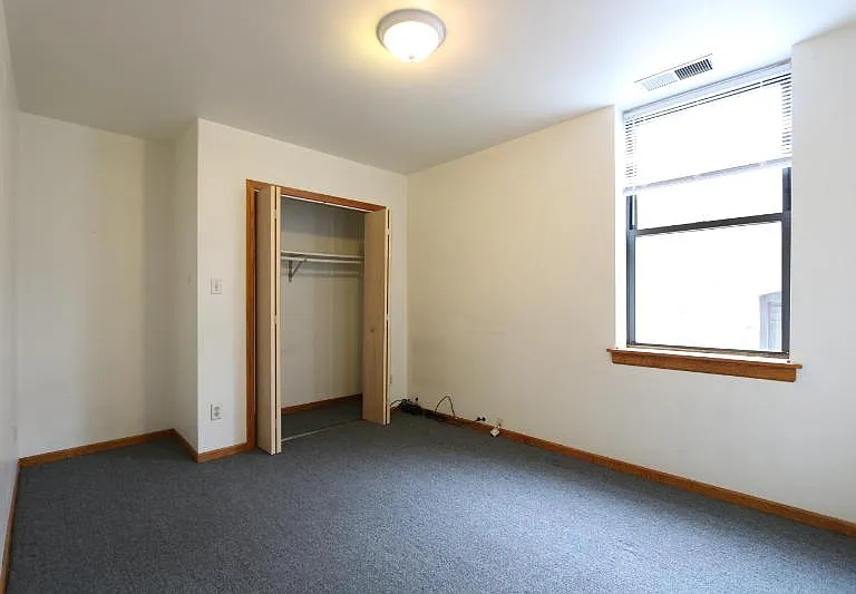 1424 W Flournoy St #2 — Photo 11