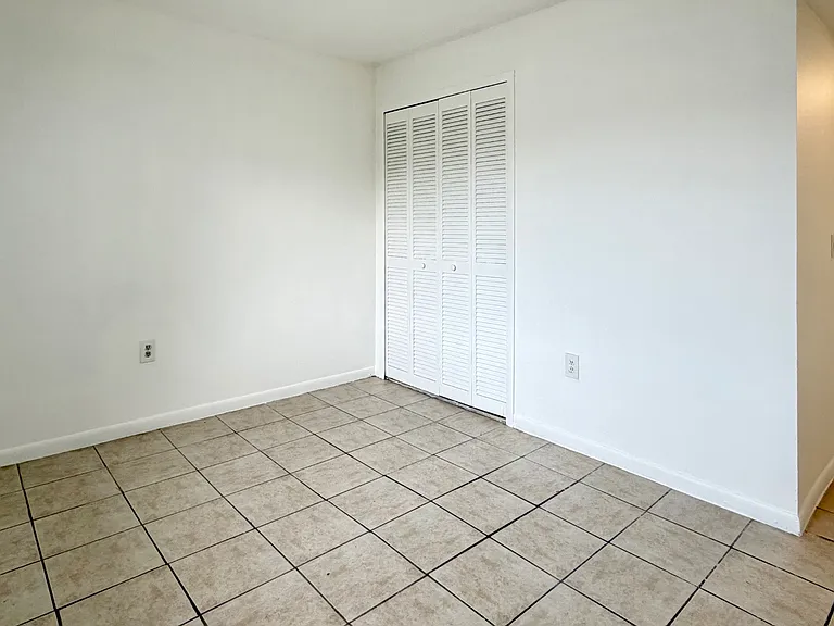 Unit Photo