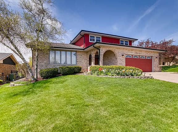 2nd image of 17448 Humber Ln