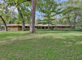 357 S Wagon Wheel Ln, Wichita, KS 67209